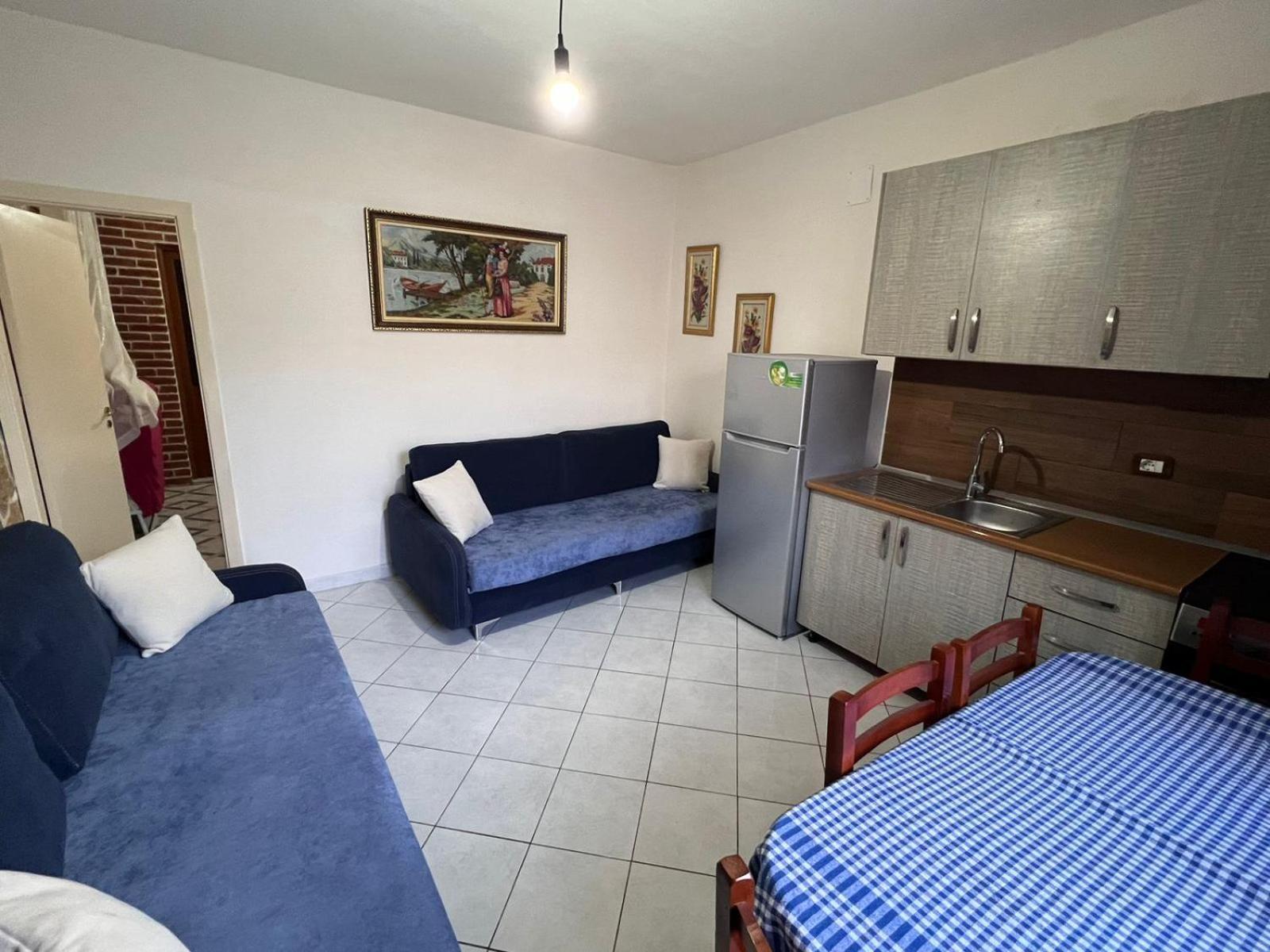 Guest house Guest Arbri *